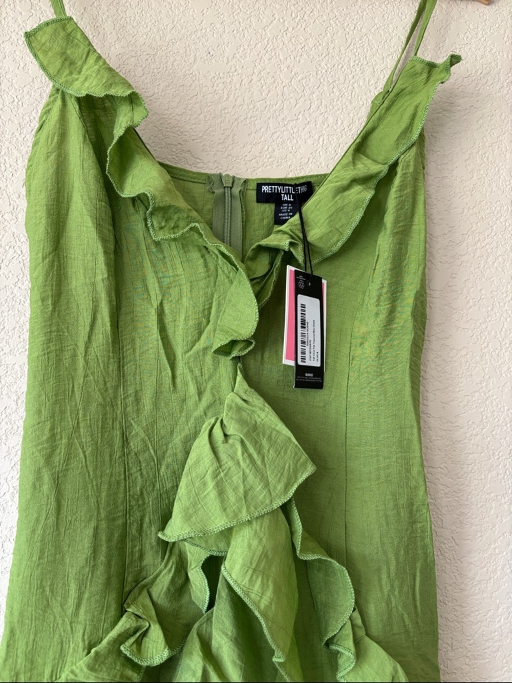 PrettyLittleThing Women's Tall Textured Frill Maxi Dress in Olive Green. NWT - Picture 4 of 7